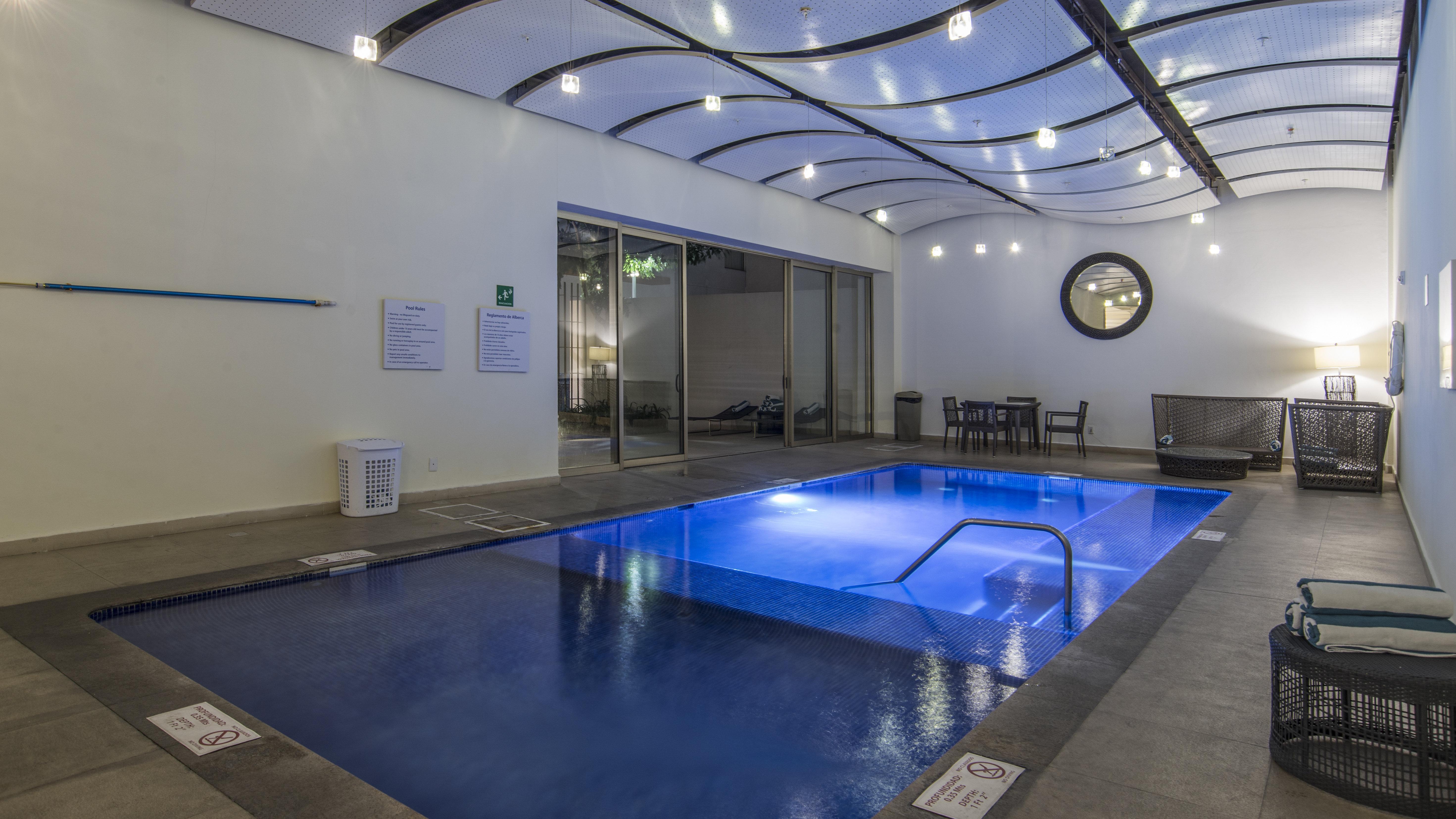 Holiday Inn Guadalajara Patria-Universidad By Ihg Запопан Екстериор снимка