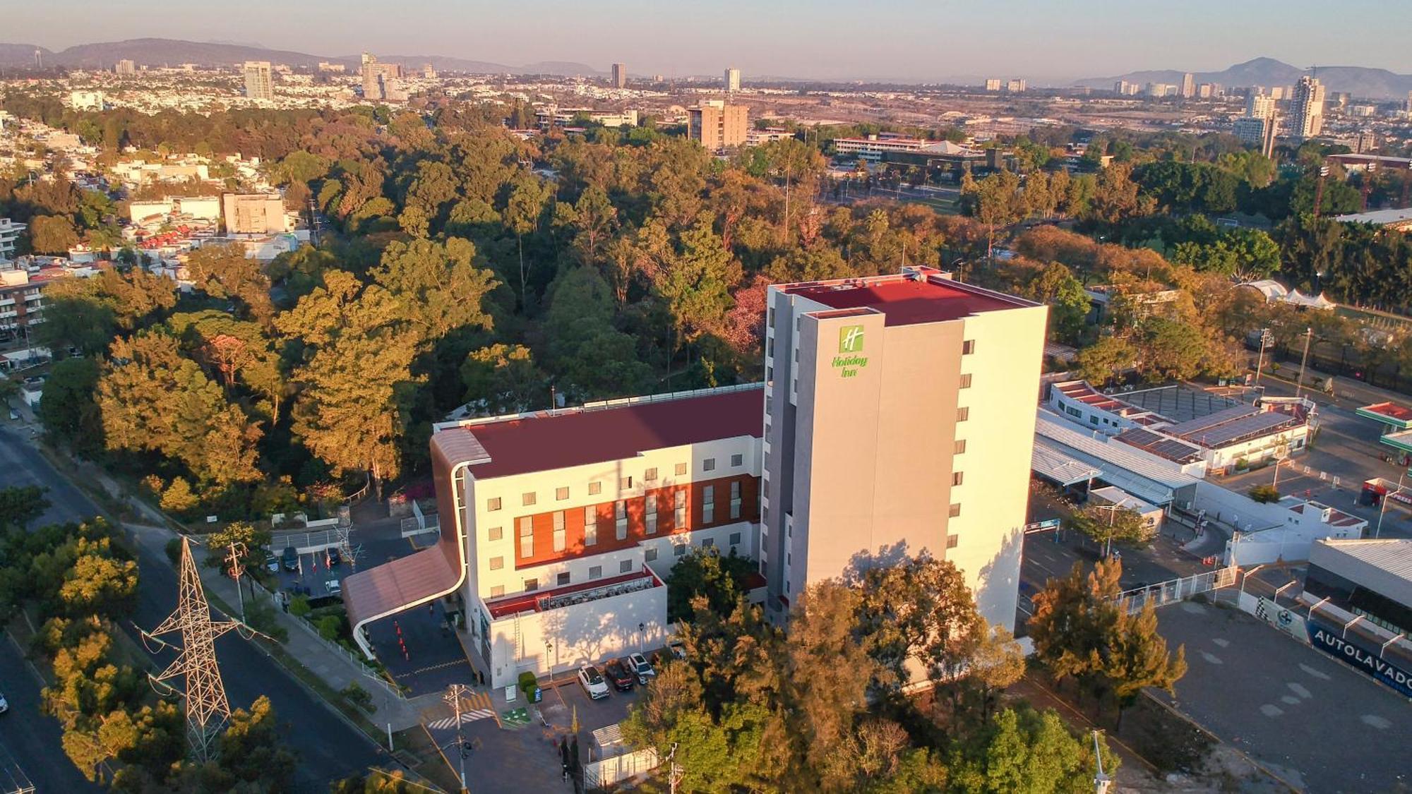 Holiday Inn Guadalajara Patria-Universidad By Ihg Запопан Екстериор снимка
