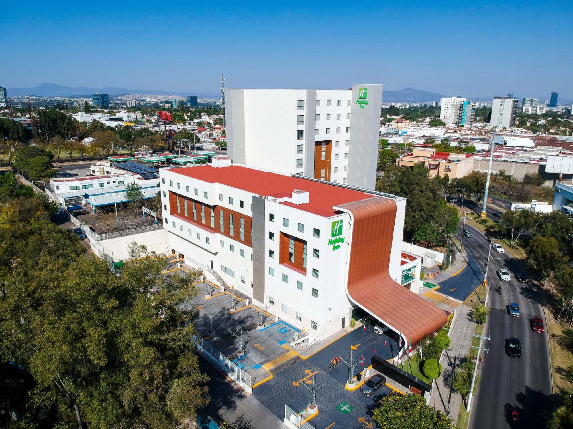 Holiday Inn Guadalajara Patria-Universidad By Ihg Запопан Екстериор снимка