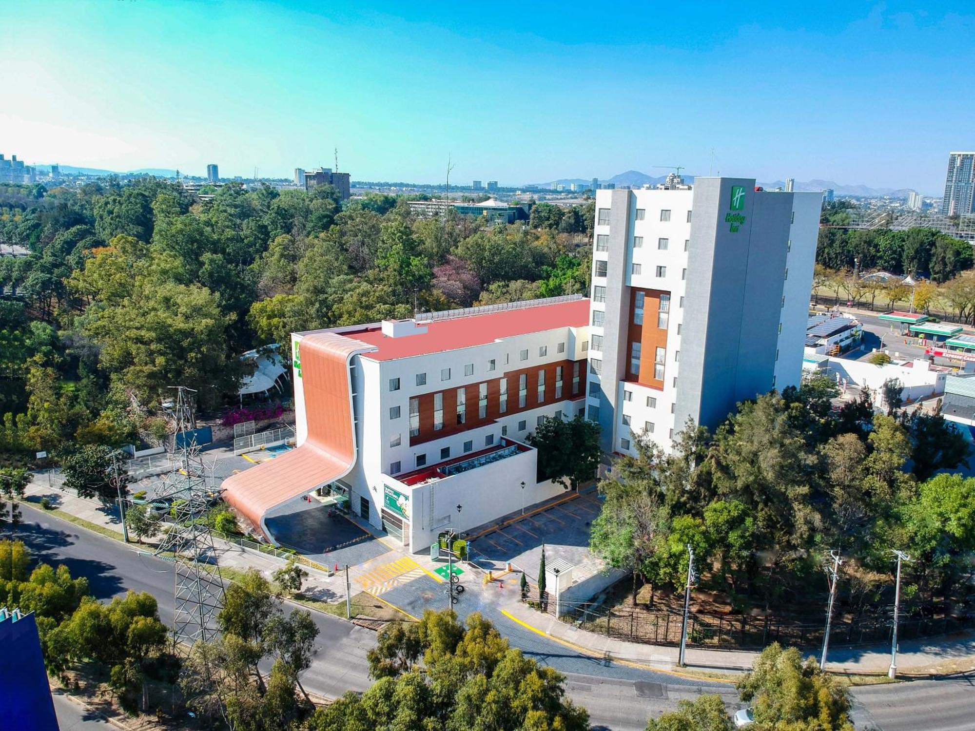 Holiday Inn Guadalajara Patria-Universidad By Ihg Запопан Екстериор снимка